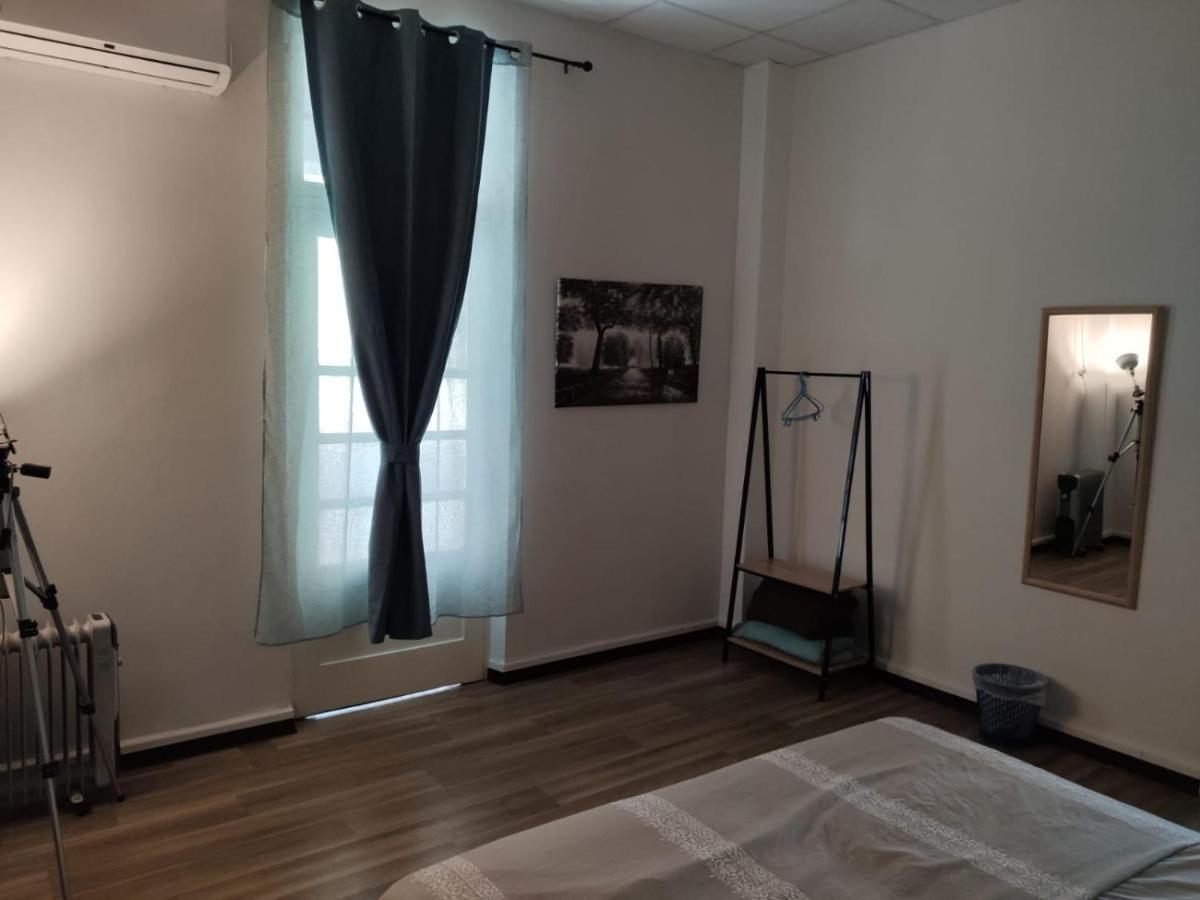 City Hall Hostel 海法 外观 照片